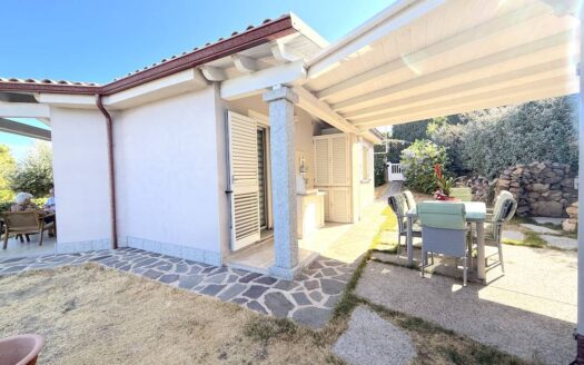 villa singola con terreno Badesi